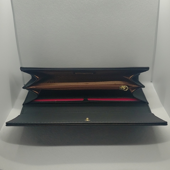 Black Wallet - Picture 4 of 5